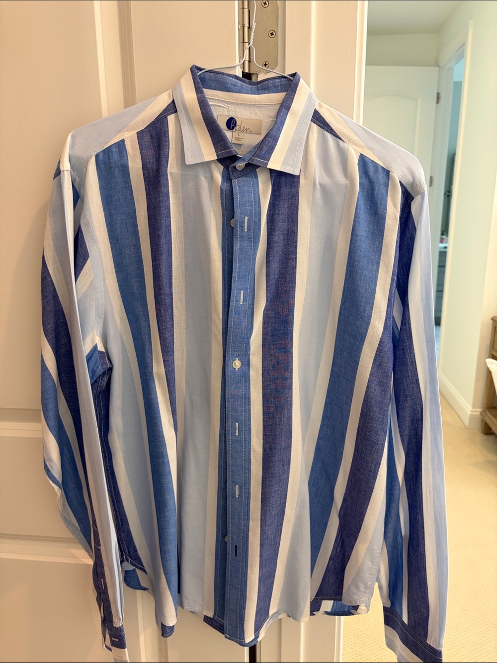 Boden Men's Blue & White Striped Button-Down Shirt
